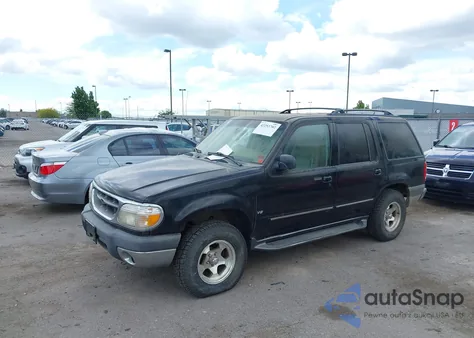 1999 Ford Explorer from USA, damaged, VIN 1FMZU35P8XZB06166